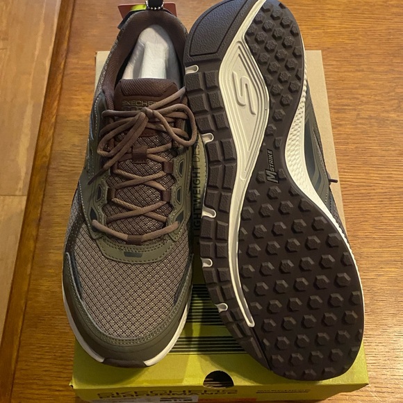 SKECHERS SZ 10W BROWN EXTRA WIDE FIT - Picture 6 of 7